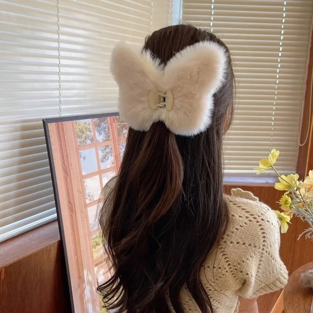 Oversized Butterfly Hair Clip